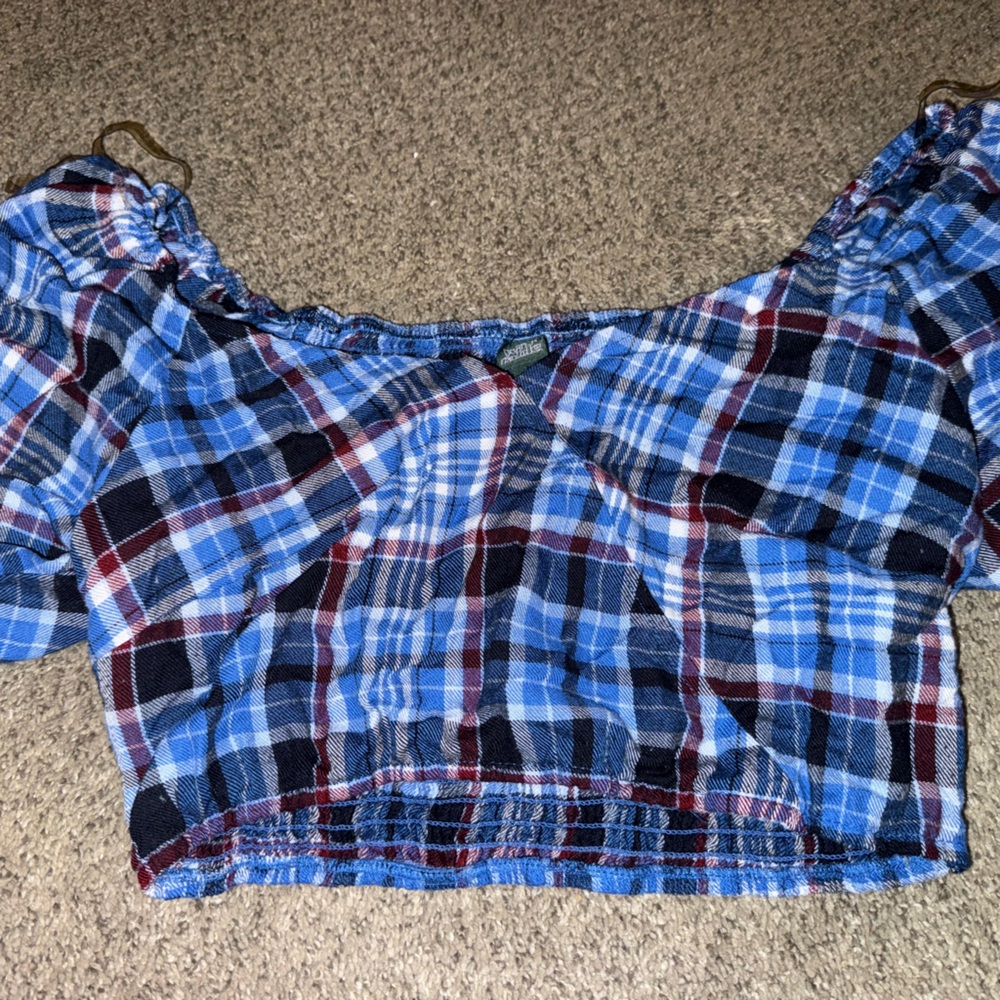 Cute crop top